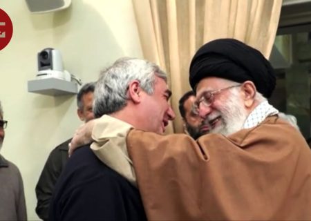 ابراهیم حاتمی کیا: ما آن شقایق‌ایم ، که با داغ زاده ایم