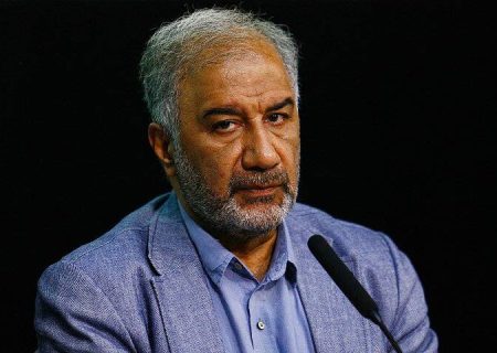 با دشمنی مواجهیم که کار خود را با نوعی ادبیات فریبنده آغاز کرد