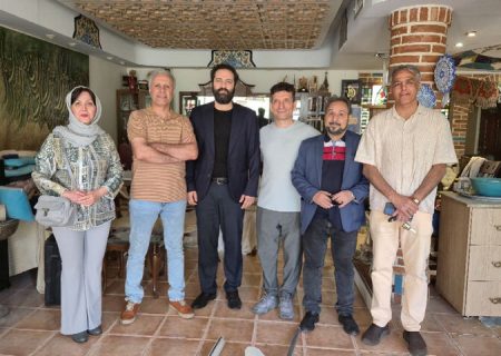 حضور اعضا و مدیرعامل خانه‌ تئاتر در منزل هنرمندان آسیب‌دیده از جنگ